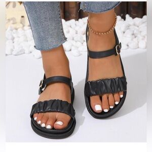 ‼️ SOLD ‼️ Fashion Sandals